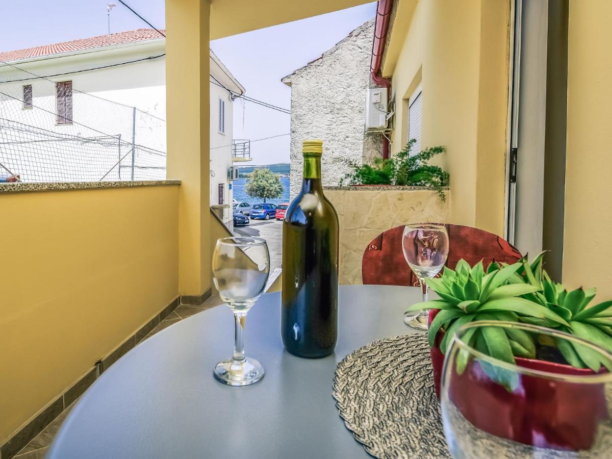 Nyaraló Ankica By Interhome Pašman